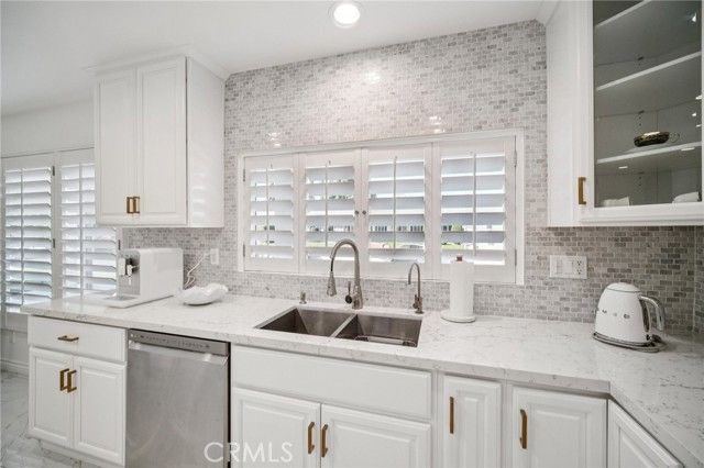 17158 Citronia Street, Northridge (los Angeles), CA 91325