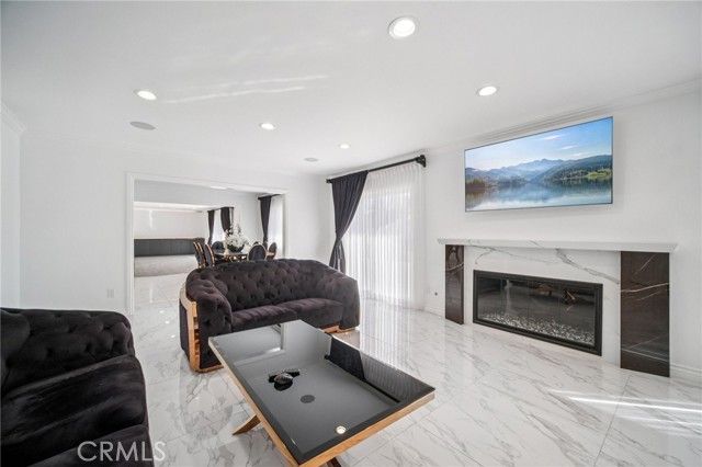 17158 Citronia Street, Northridge (los Angeles), CA 91325