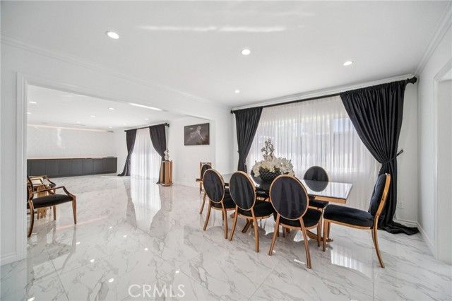 17158 Citronia Street, Northridge (los Angeles), CA 91325