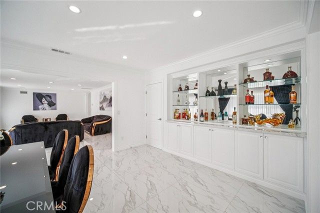 17158 Citronia Street, Northridge (los Angeles), CA 91325