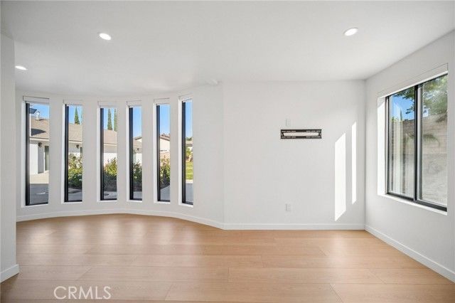 17158 Citronia Street, Northridge (los Angeles), CA 91325