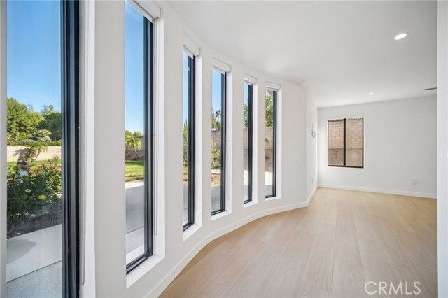 17158 Citronia Street, Northridge (los Angeles), CA 91325