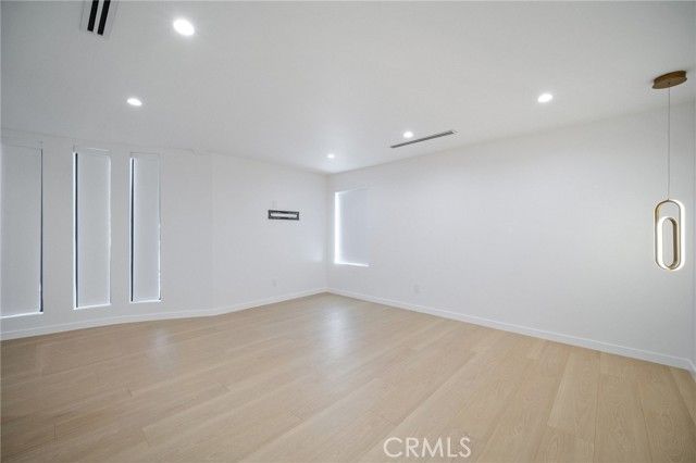 17158 Citronia Street, Northridge (los Angeles), CA 91325