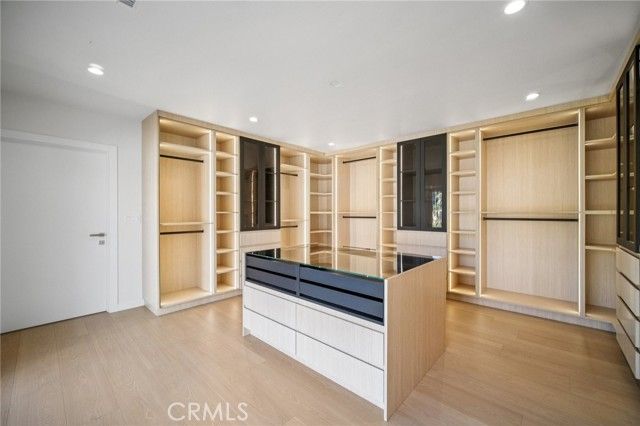 17158 Citronia Street, Northridge (los Angeles), CA 91325