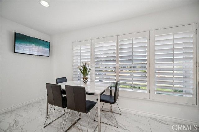 17158 Citronia Street, Northridge (los Angeles), CA 91325