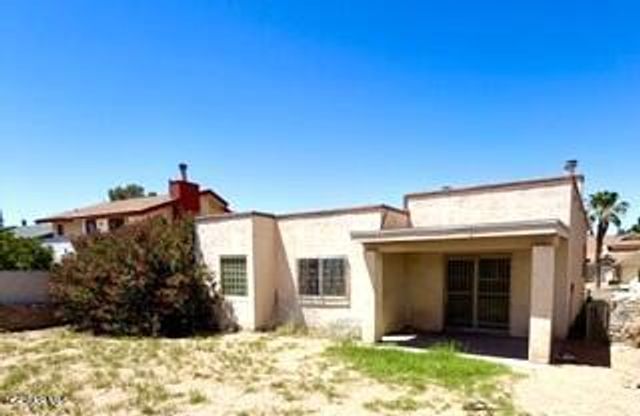 11649 NORMAN MONTION Drive, El Paso, TX 79936