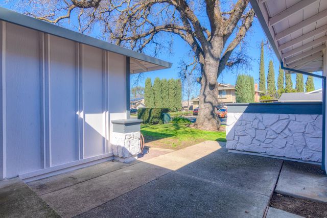 8158 Mesa Oak Way, Citrus Heights, CA 95610