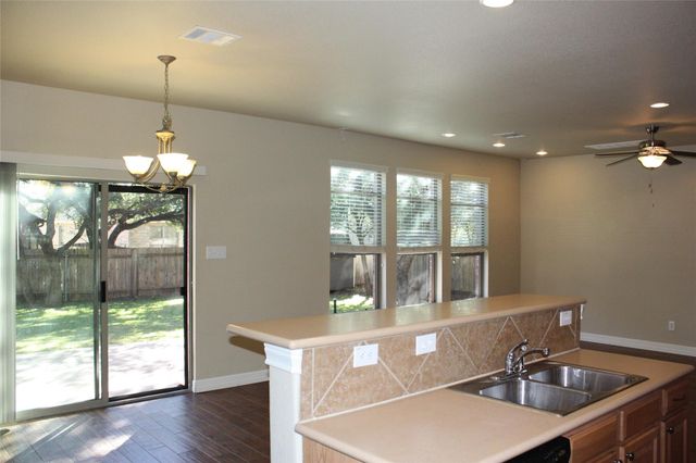 508 Whistlers WALK, Cedar Park, TX 78613