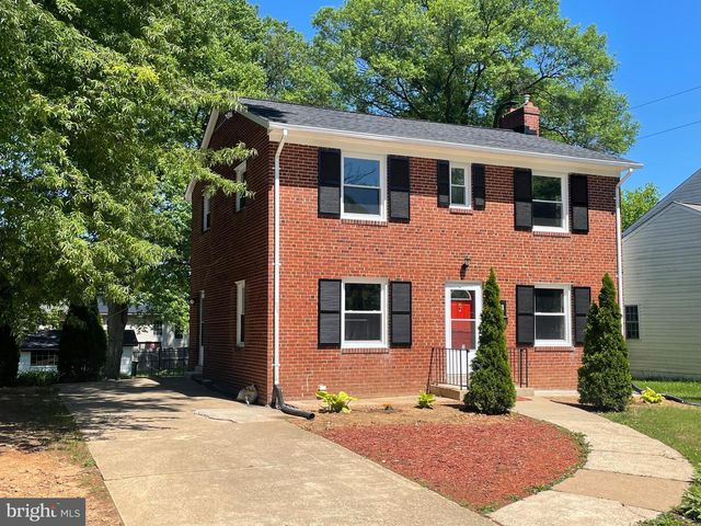 6901 100TH AVE, Lanham, MD 20706