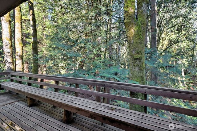 731 E Promontory Road, Shelton, WA 98584