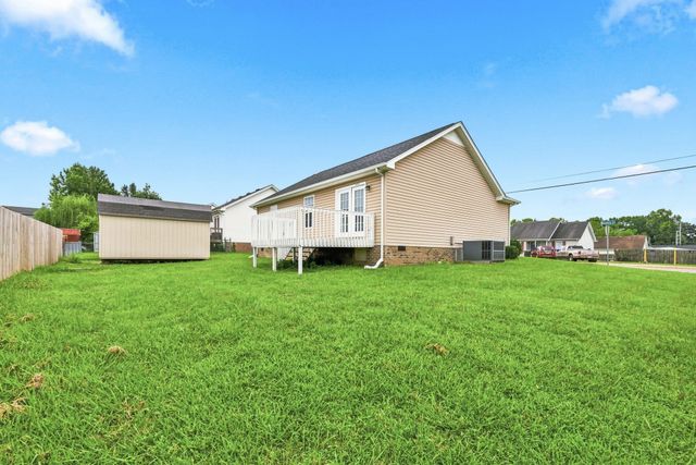 303 Bandera Ln, Springfield, TN 37172