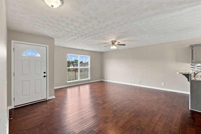 303 Bandera Ln, Springfield, TN 37172