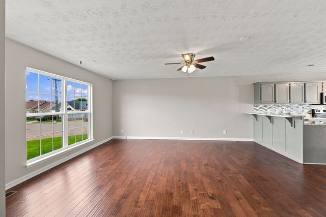 303 Bandera Ln, Springfield, TN 37172