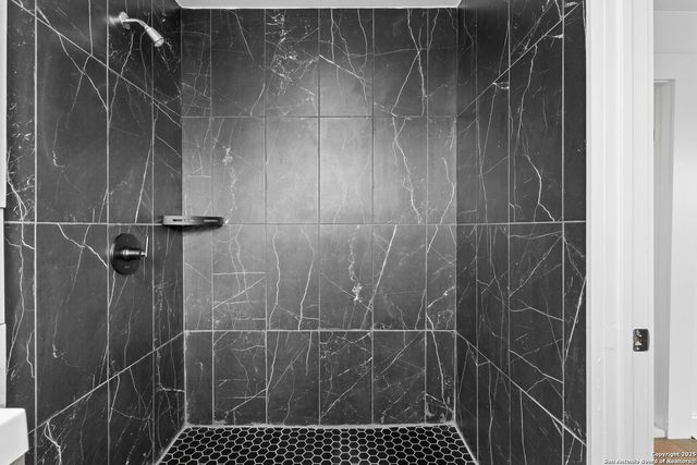 828 Virginia Blvd, San Antonio, TX 78203