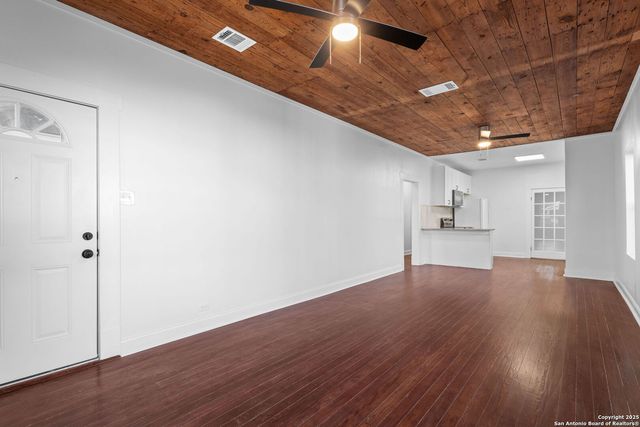 828 Virginia Blvd, San Antonio, TX 78203