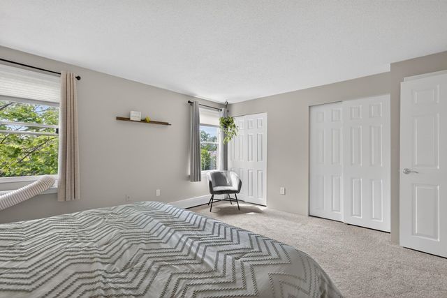 411 Ledgeview Drive, Rochester, NH 03839