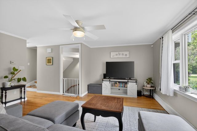 411 Ledgeview Drive, Rochester, NH 03839