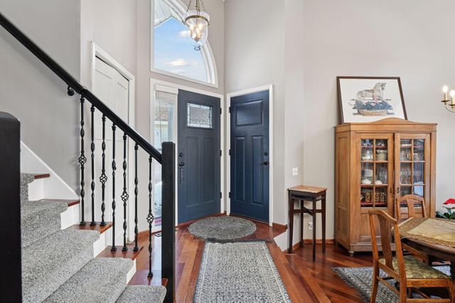 15820 17th Avenue N, Plymouth, MN 55447