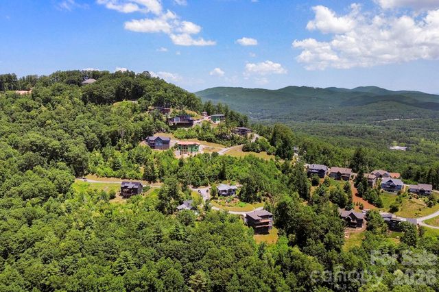232 Curtain Bluff, Hendersonville, NC 28791
