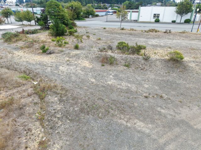 1022 NEWMARK Ave, Coos Bay, OR 97420