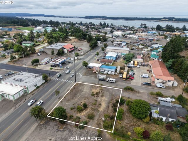 1022 NEWMARK Ave, Coos Bay, OR 97420