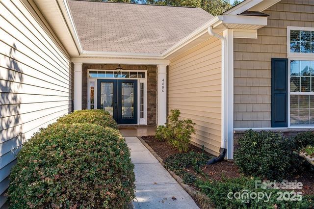 4406 Carrington Divide, Lancaster, SC 29720