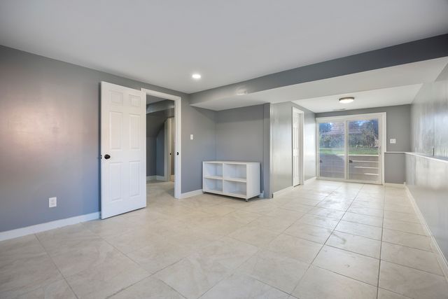 2N238 Highland Avenue, Glen Ellyn, IL 60137