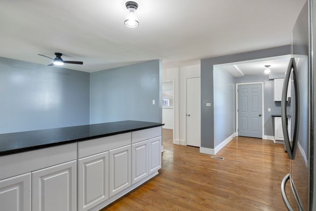 2N238 Highland Avenue, Glen Ellyn, IL 60137