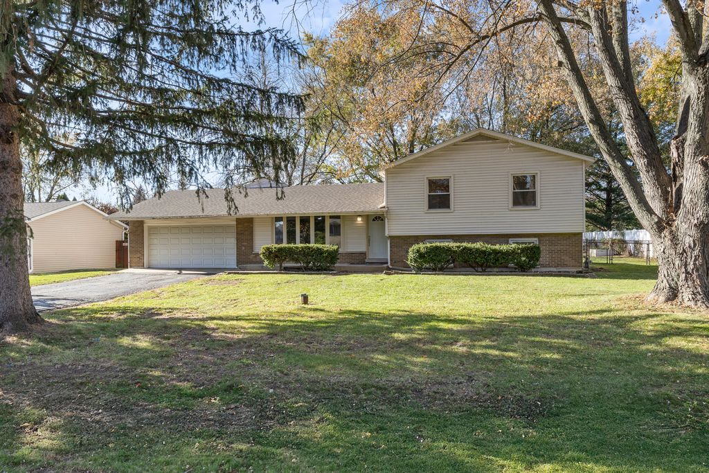 2N238 Highland Avenue, Glen Ellyn, IL 60137