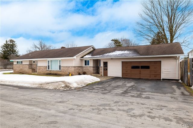 1 Gerry Avenue, New Hartford, NY 13413