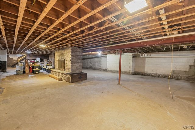 1 Gerry Avenue, New Hartford, NY 13413