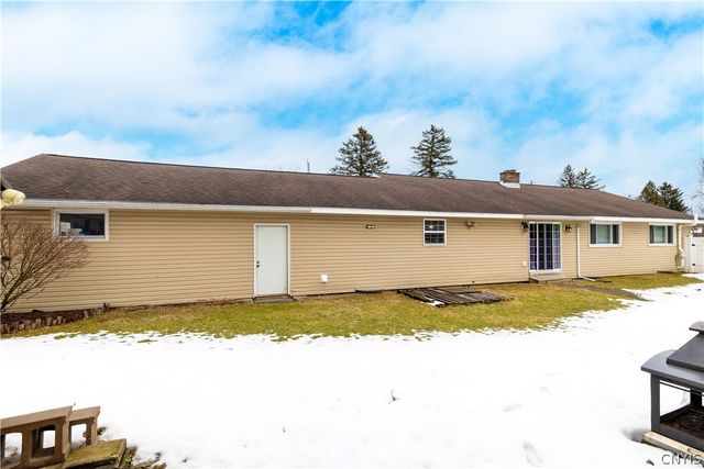 1 Gerry Avenue, New Hartford, NY 13413