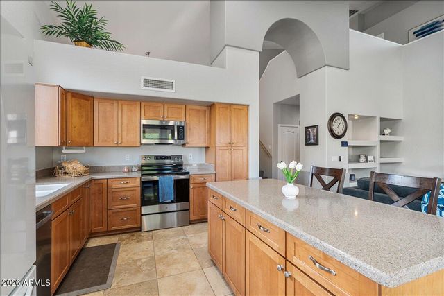 5142 W HARRISON Street, Chandler, AZ 85226