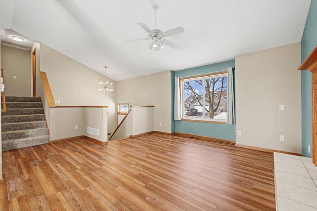 723 Florida Street SW, Lonsdale, MN 55046