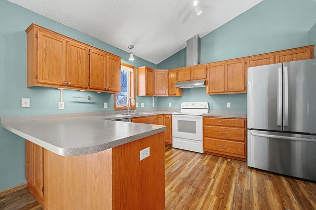 723 Florida Street SW, Lonsdale, MN 55046