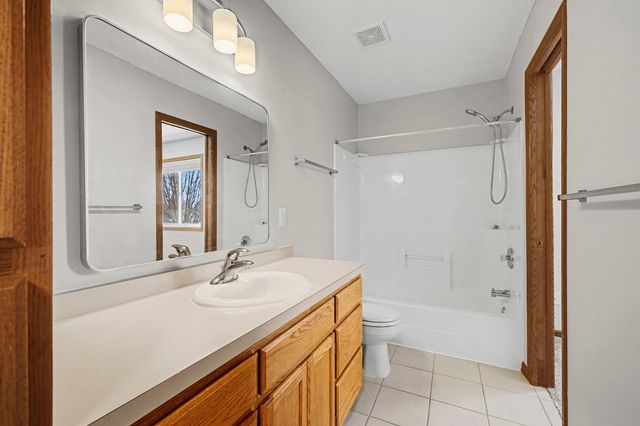 723 Florida Street SW, Lonsdale, MN 55046