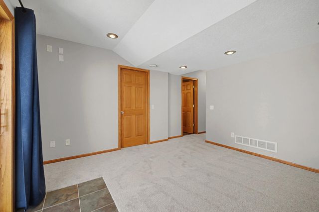 723 Florida Street SW, Lonsdale, MN 55046