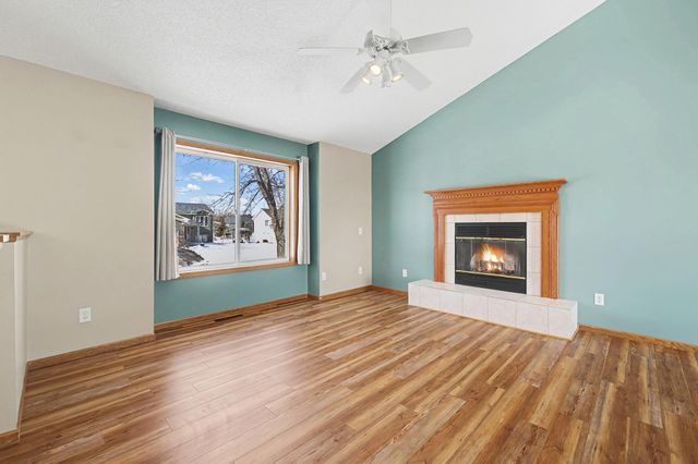 723 Florida Street SW, Lonsdale, MN 55046