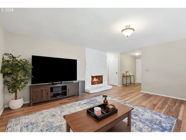 11366 Sw IRONWOOD Loop, Tigard, OR 97223