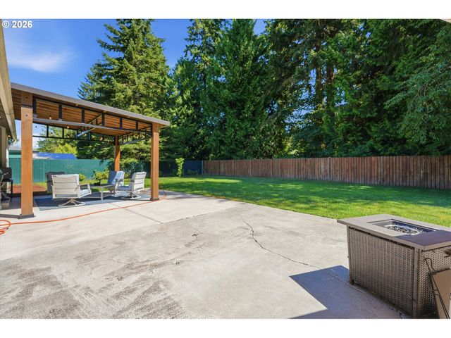 11366 Sw IRONWOOD Loop, Tigard, OR 97223