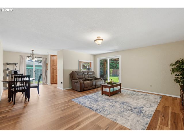 11366 Sw IRONWOOD Loop, Tigard, OR 97223