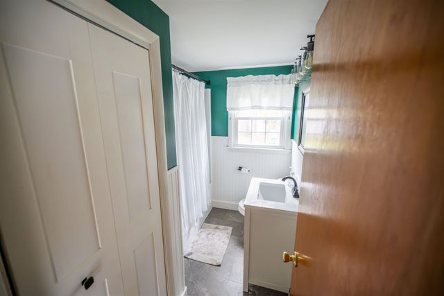 56 Old Dover Road, Rochester, NH 03867