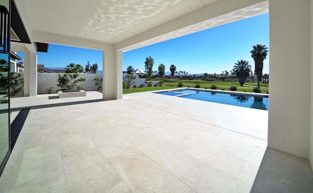 59618 Almeria, La Quinta, CA 92253