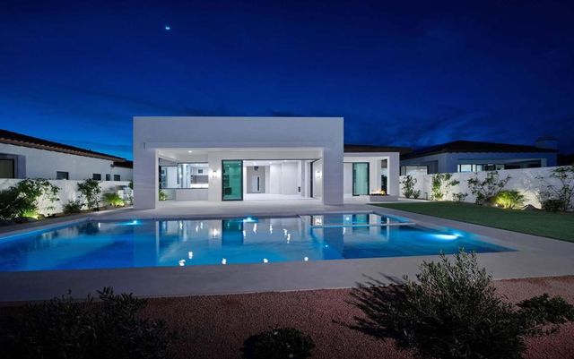 59618 Almeria, La Quinta, CA 92253