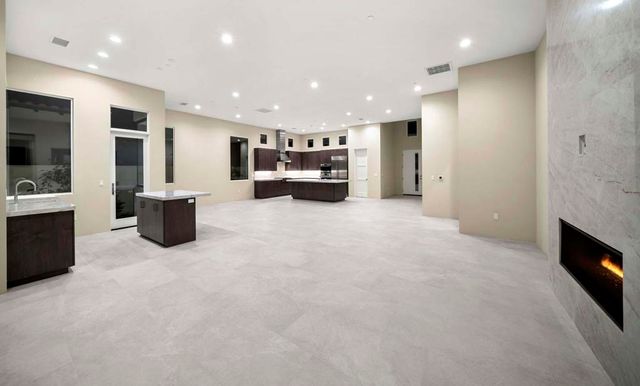 59618 Almeria, La Quinta, CA 92253