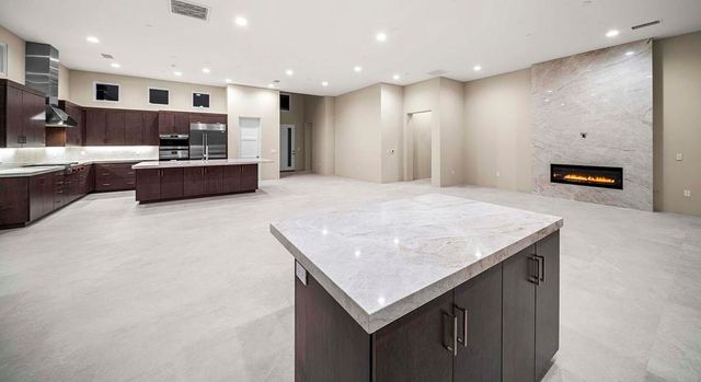 59618 Almeria, La Quinta, CA 92253