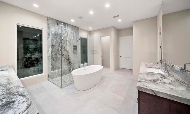 59618 Almeria, La Quinta, CA 92253