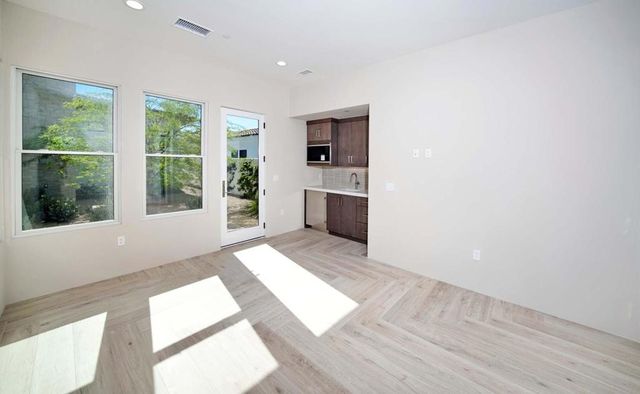 59618 Almeria, La Quinta, CA 92253