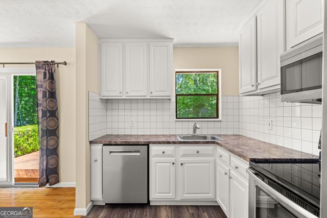 61 Trina Avenue NE, Kennesaw, GA 30144
