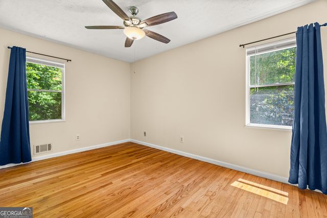 61 Trina Avenue NE, Kennesaw, GA 30144